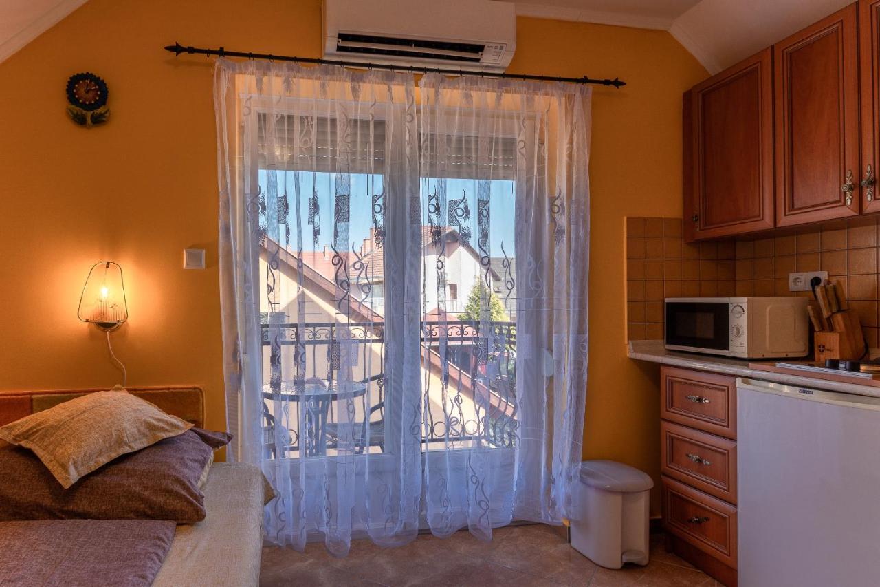 Gal Apartmanhaz Харканы Экстерьер фото