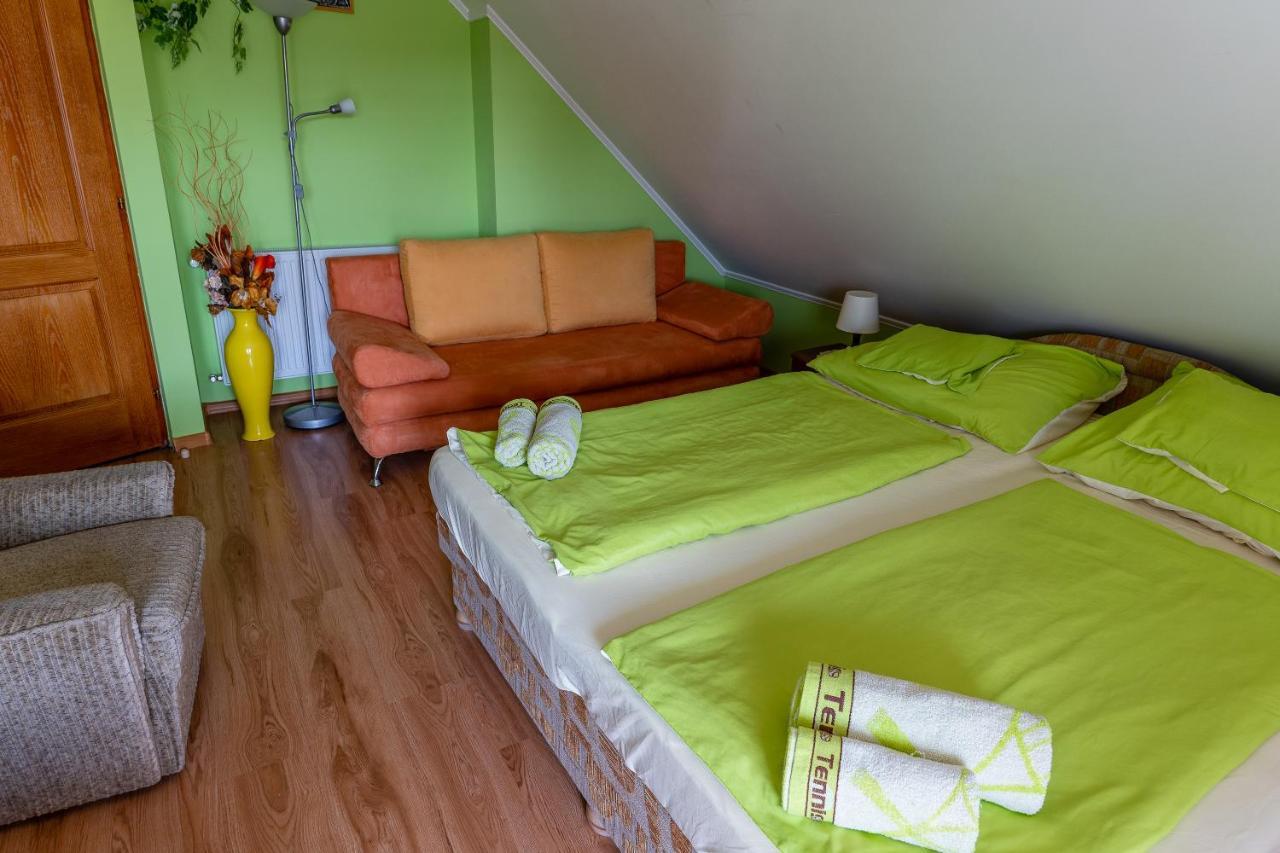 Gal Apartmanhaz Харканы Экстерьер фото