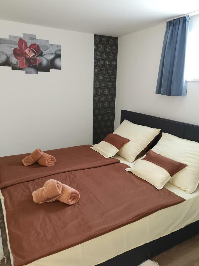 Gal Apartmanhaz Харканы Экстерьер фото