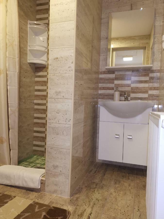 Gal Apartmanhaz Харканы Экстерьер фото