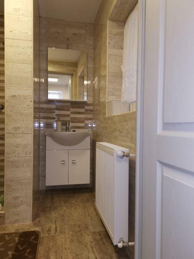 Gal Apartmanhaz Харканы Экстерьер фото