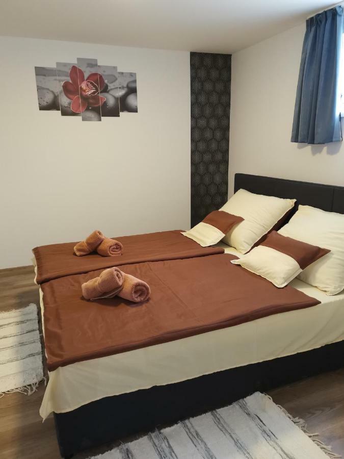 Gal Apartmanhaz Харканы Экстерьер фото