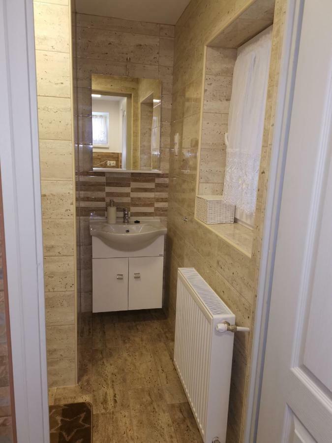 Gal Apartmanhaz Харканы Экстерьер фото