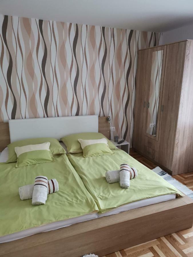 Gal Apartmanhaz Харканы Экстерьер фото